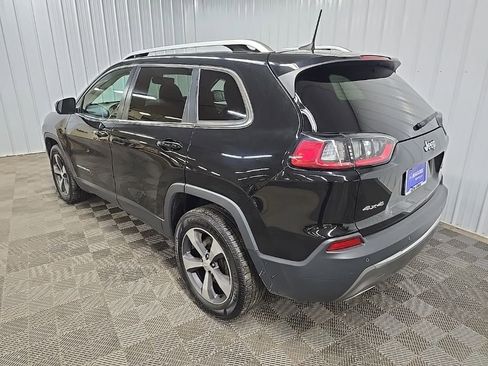 Used 2019 Jeep Cherokee Limited image 9