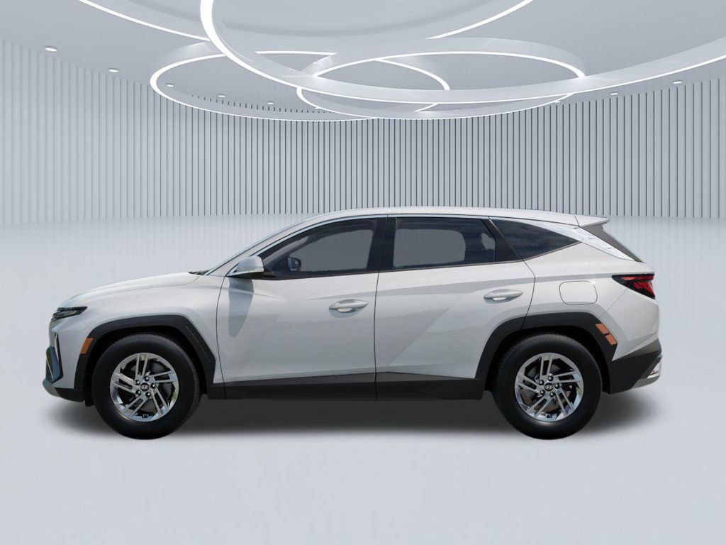 New 2026 Hyundai Tucson SE FWD image 3