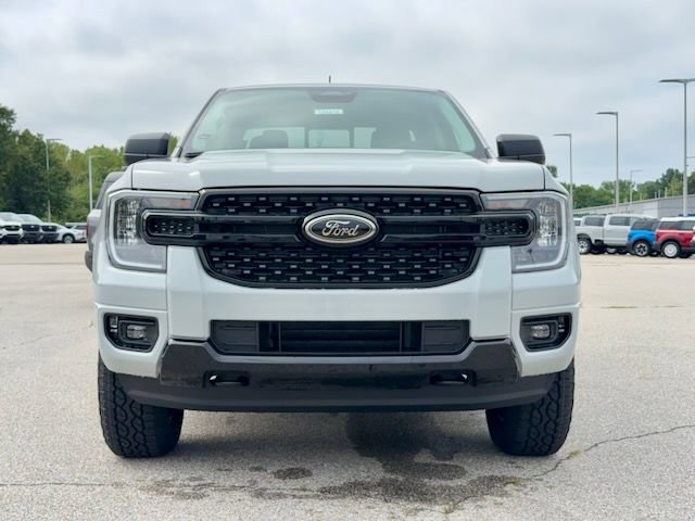 New 2026 Ford Ranger XLT w/ Black Appearance Package AWD/4WD image 3