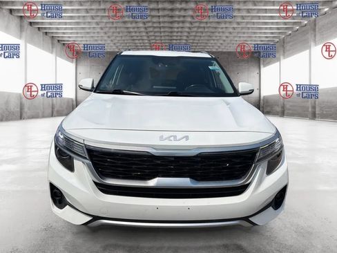Used 2022 Kia Seltos S AWD/4WD image 2