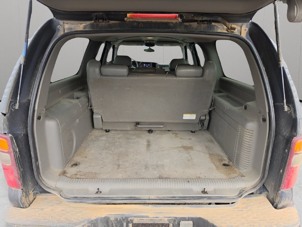 Used 2003 GMC Yukon XL Denali AWD/4WD image 13