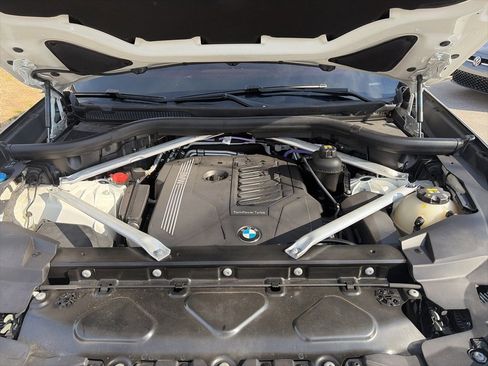 Used 2022 BMW X5 sDrive40i image 32