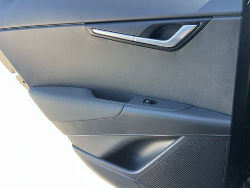 Used 2024 Kia Niro Wind FWD image 20
