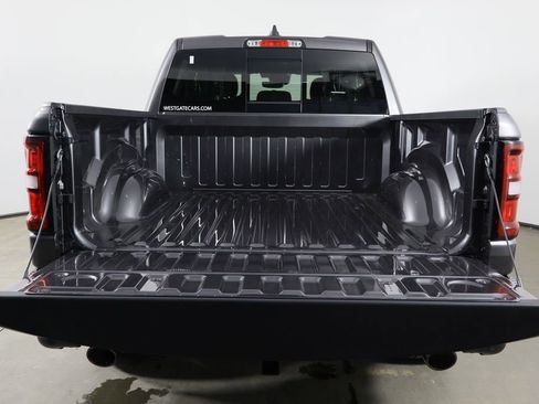 New 2026 RAM 1500 4x4 Crew Cab image 17