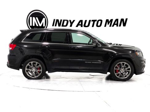 Used 2013 Jeep Grand Cherokee SRT8 w/ Luxury Group II AWD/4WD image 3