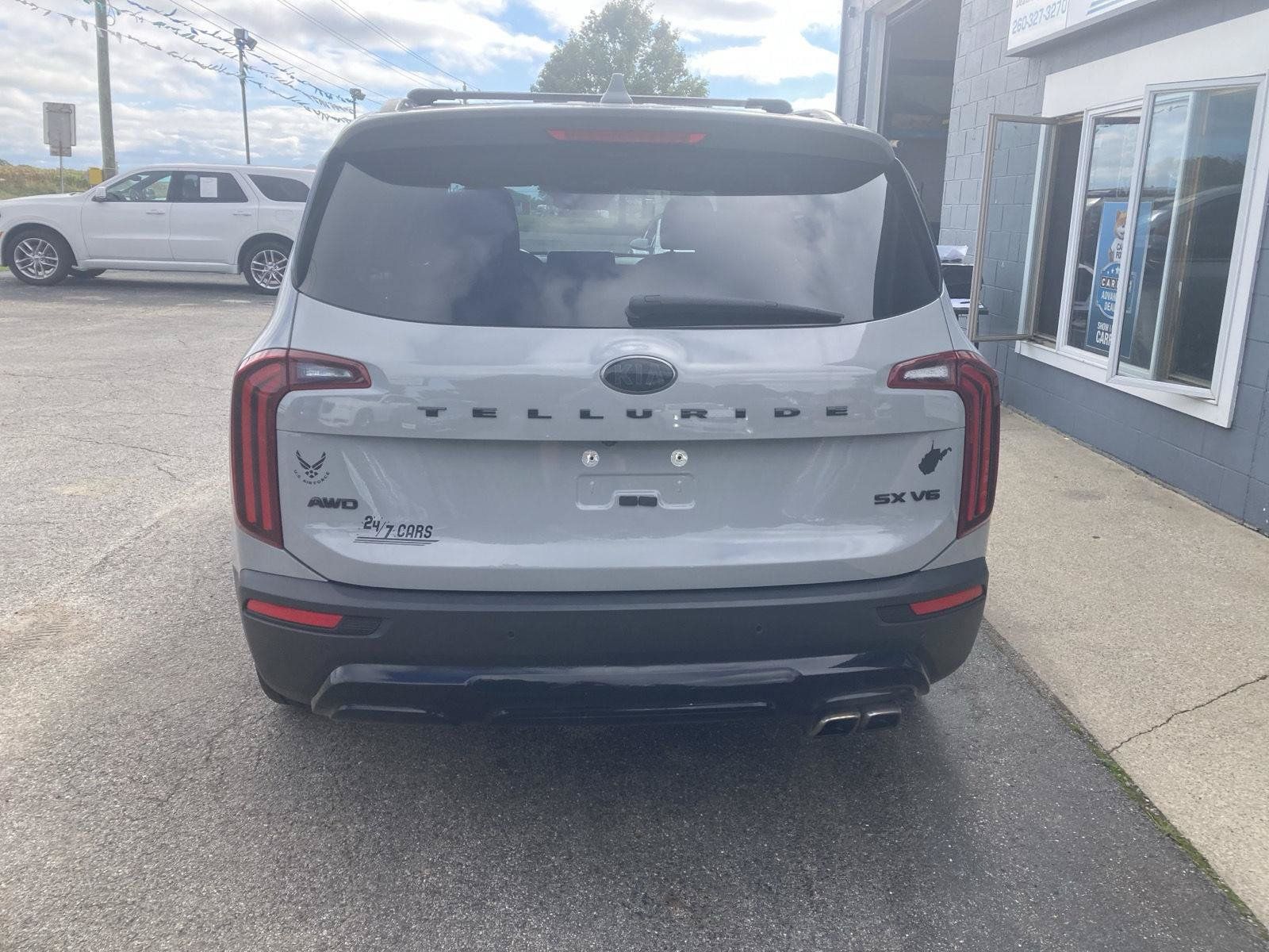 Used 2021 Kia Telluride SX w/ Nightfall Edition Package AWD/4WD image 6
