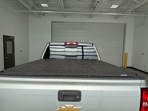 Used 2018 Chevrolet Silverado 1500 LT w/ All Star Edition image 31