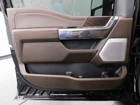 Used 2025 Ford F250 King Ranch w/ FX4 Off-Road Package image 19