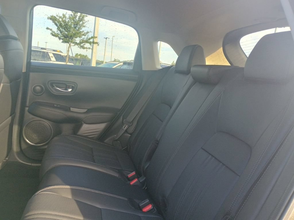 Used 2026 Honda HR-V EX-L image 17
