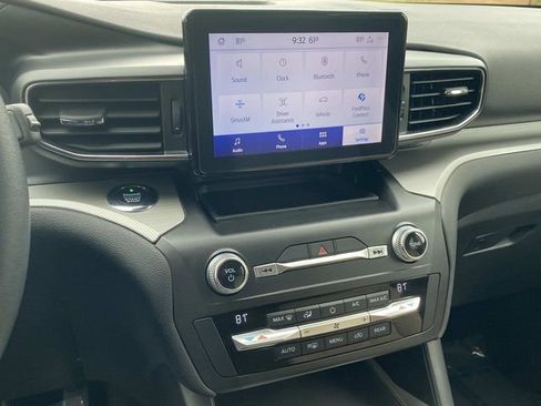 Certified 2020 Ford Explorer XLT w/ Equipment Group 202A RWD image 26