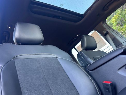 New 2026 Jeep Grand Cherokee Altitude image 14