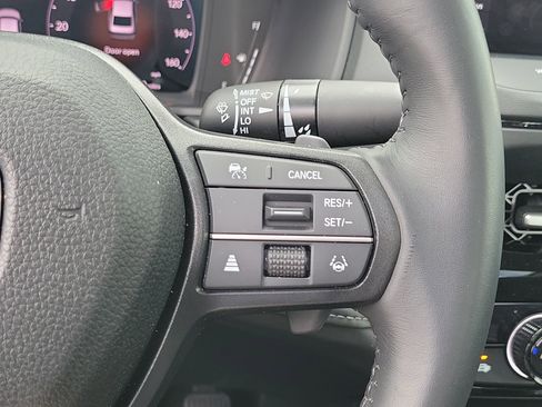 Used 2024 Honda Accord EX-L image 25