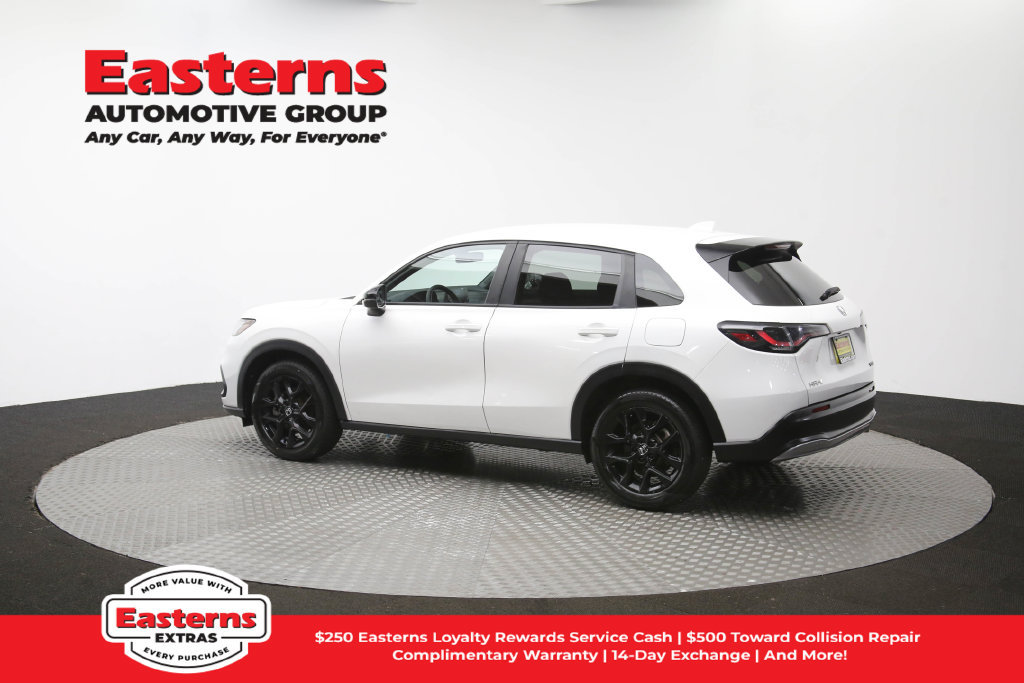 Used 2025 Honda HR-V Sport image 62