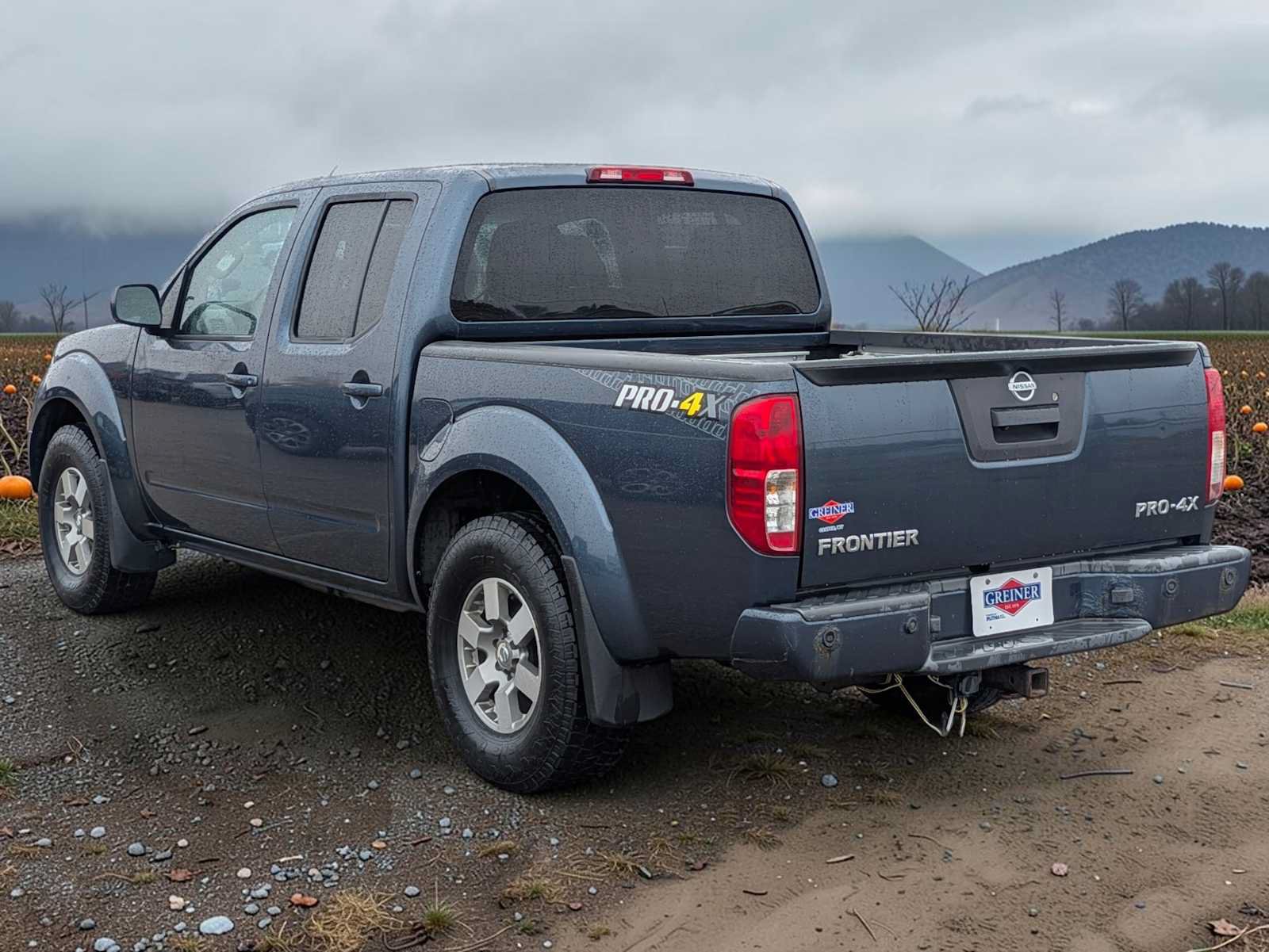 Used 2013 Nissan Frontier PRO-4X AWD/4WD image 4