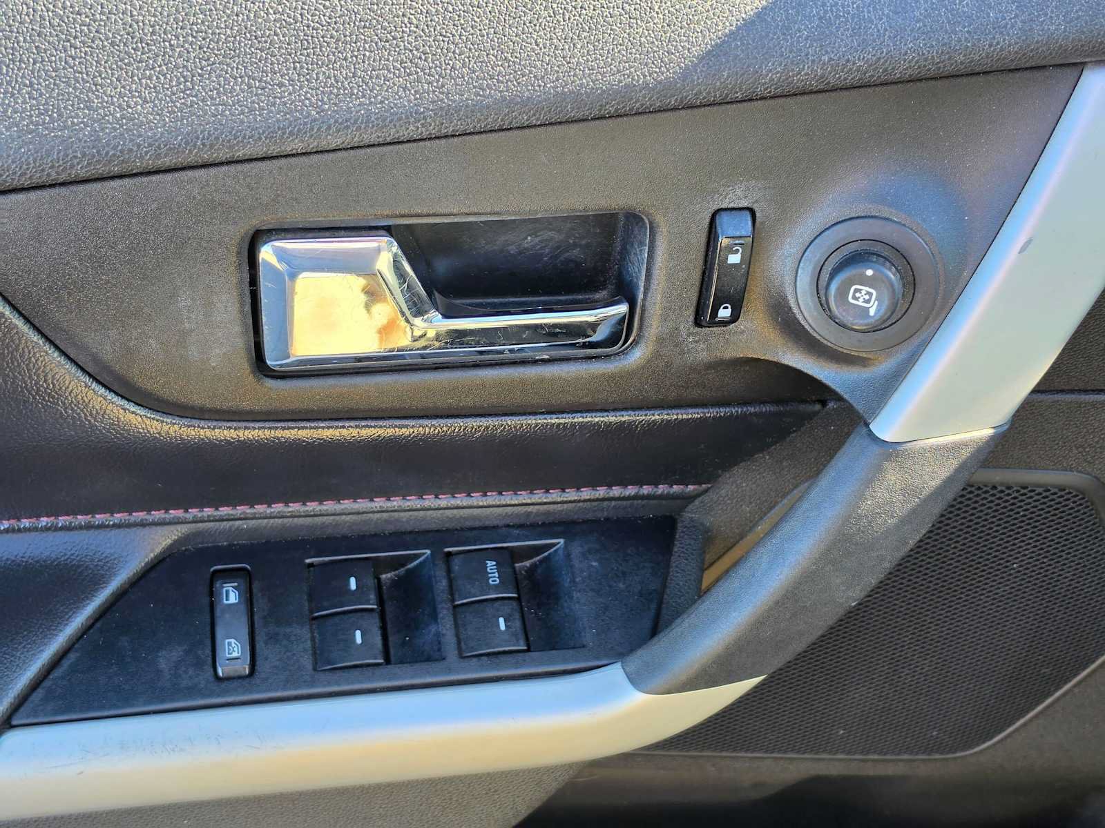 Used 2011 Ford Edge Limited w/ 302A Rapid Spec Order Code FWD image 26