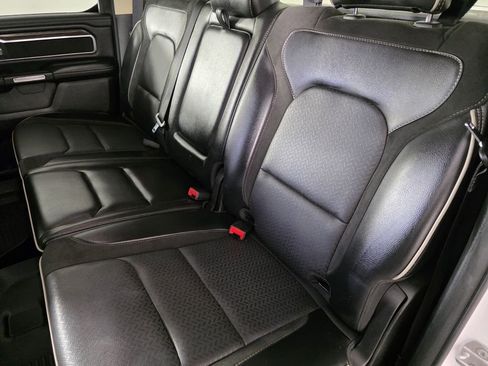 Certified 2020 RAM 1500 Laramie w/ Off Road Group image 15