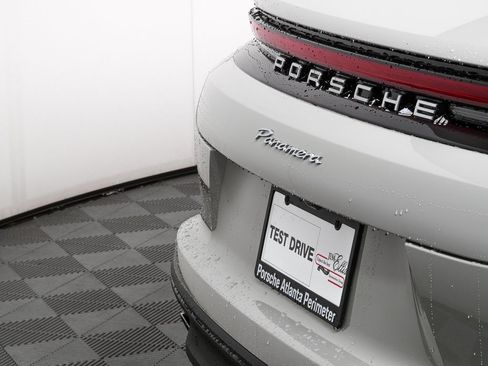 New 2026 Porsche Panamera image 37