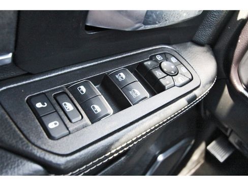 Used 2025 RAM 3500 Laramie w/ Sport Appearance Package AWD/4WD image 20