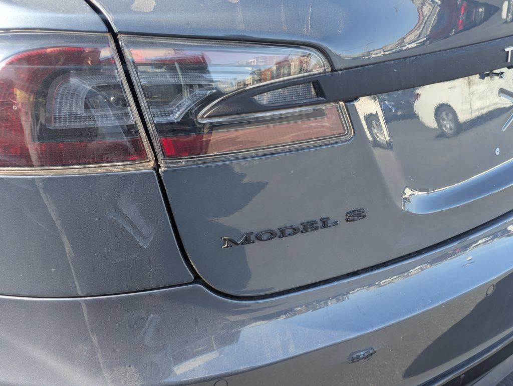 Used 2014 Tesla Model S 60 RWD image 5
