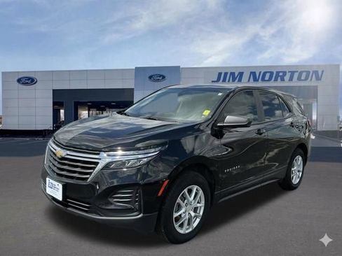 Used 2023 Chevrolet Equinox LS AWD/4WD image 9