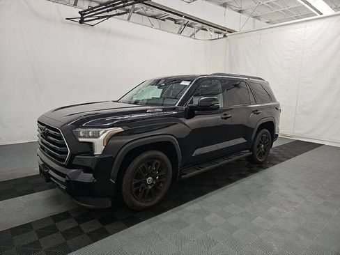 Used 2024 Toyota Sequoia Limited w/ Nightshade Package AWD/4WD image 4