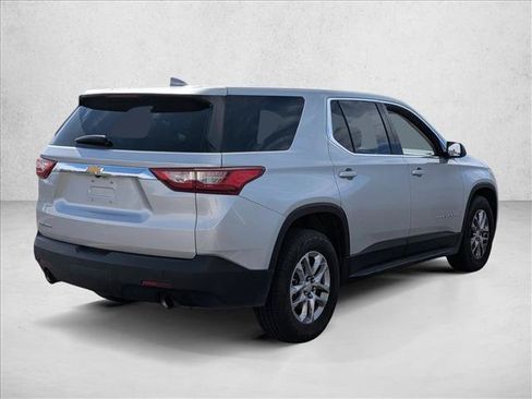 Used 2020 Chevrolet Traverse LS FWD image 10