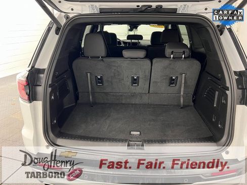 Certified 2025 GMC Acadia Elevation image 38