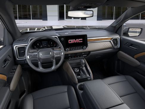 New 2026 GMC Canyon Denali w/ LPO, Denali Black Edition image 15