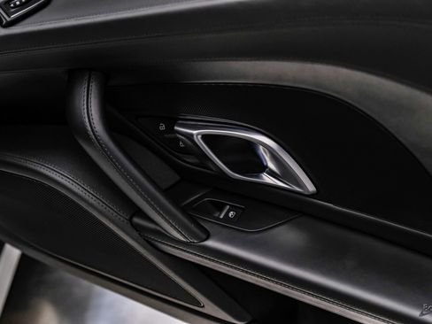 Used 2018 Audi R8 V10 image 94