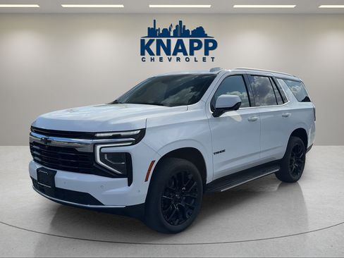 Used 2025 Chevrolet Tahoe LS AWD/4WD image 1