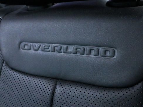 Used 2024 Jeep Grand Cherokee L Overland w/ Advanced Protech Group III AWD/4WD image 19