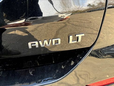 Used 2023 Chevrolet Equinox LT w/ Driver Convenience Package image 15