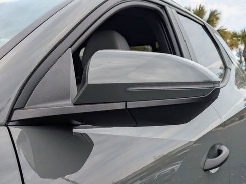 Used 2025 Hyundai Santa Cruz SEL image 11