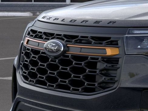 New 2026 Ford Explorer Tremor image 17