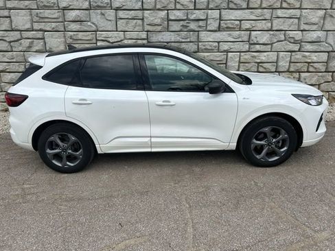 Used 2023 Ford Escape ST-Line w/ Tech Pack #1 image 6