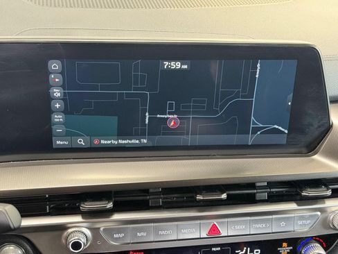 Used 2025 Kia Telluride S FWD image 19