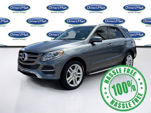 Used 2017 Mercedes-Benz GLE 350 w/ Premium 1 Package image 3