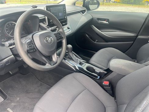 Used 2020 Toyota Corolla LE FWD image 9
