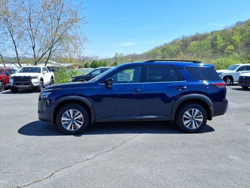 New 2026 Nissan Pathfinder SL AWD/4WD image 2