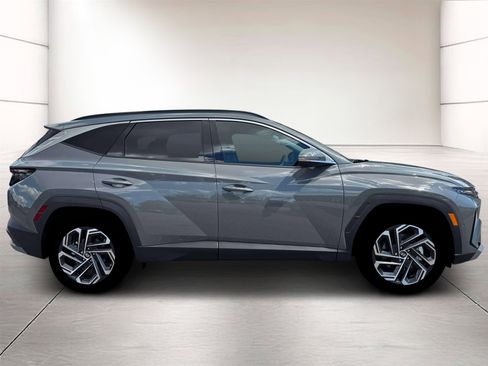 New 2026 Hyundai Tucson Limited image 9
