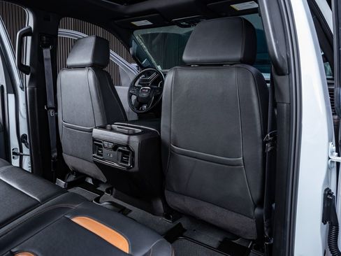 Used 2024 GMC Sierra 2500 AT4 w/ AT4 Preferred Package image 31