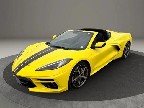 Used 2023 Chevrolet Corvette Stingray Coupe w/ Battery Protection Package RWD image 17