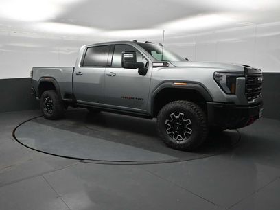 New 2026 GMC Sierra 2500 AT4X w/ LPO, Black Badging Package