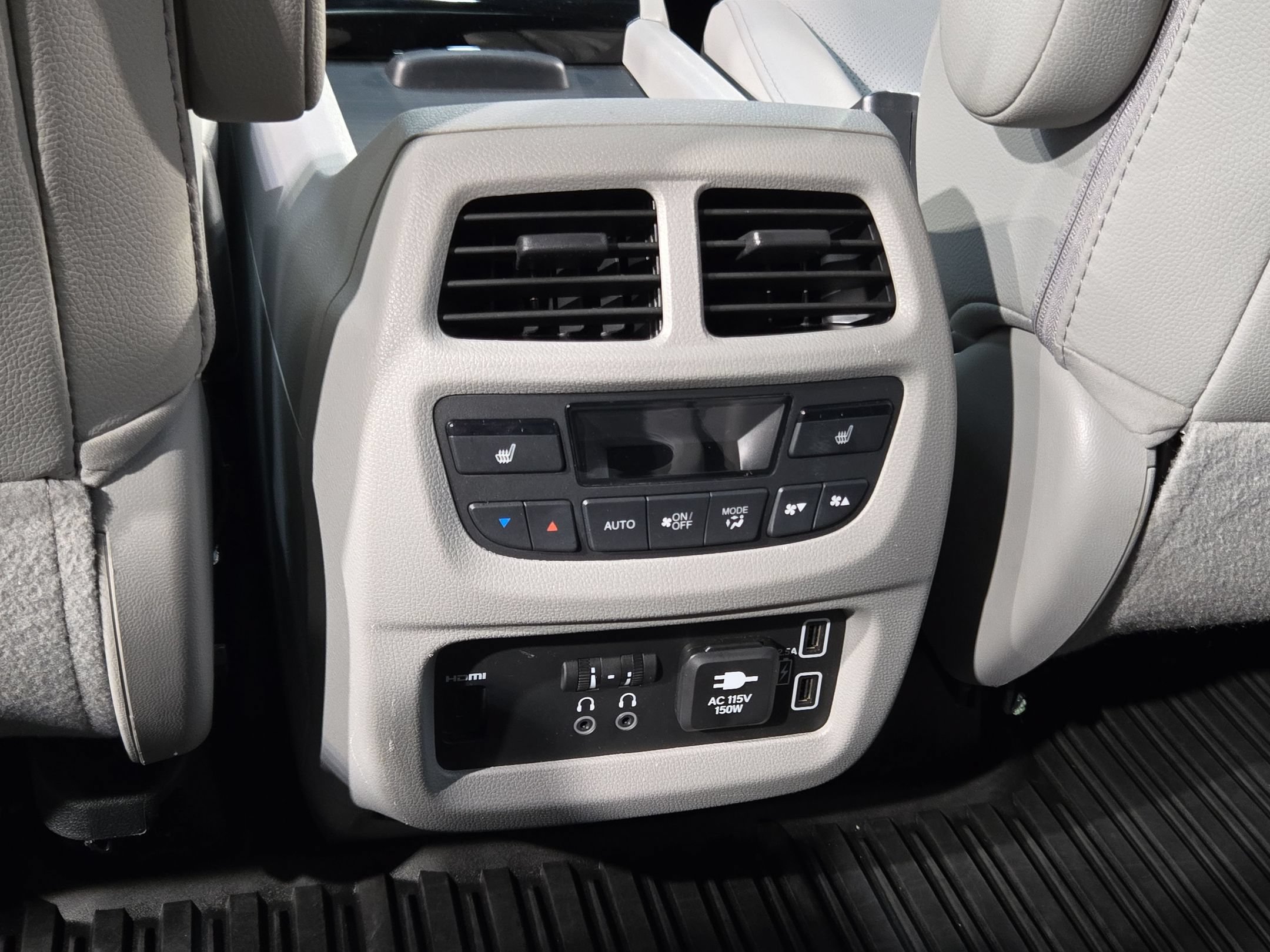 Used 2021 Honda Pilot Elite image 38