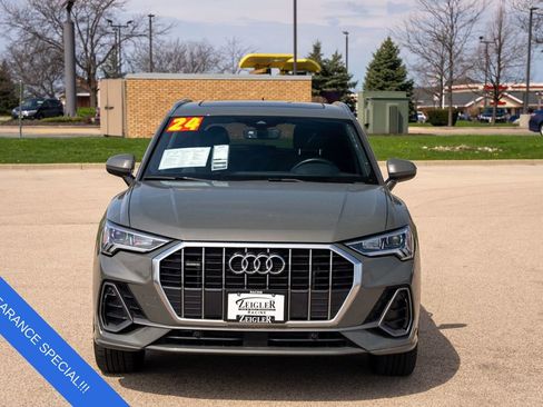 Used 2024 Audi Q3 2.0T Premium image 2