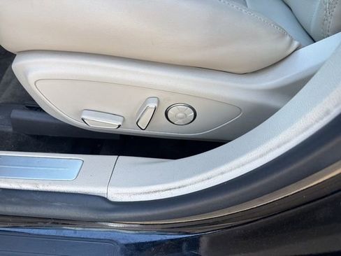 Used 2016 Lincoln MKZ AWD w/ Equipment Group 300A Reserve image 19