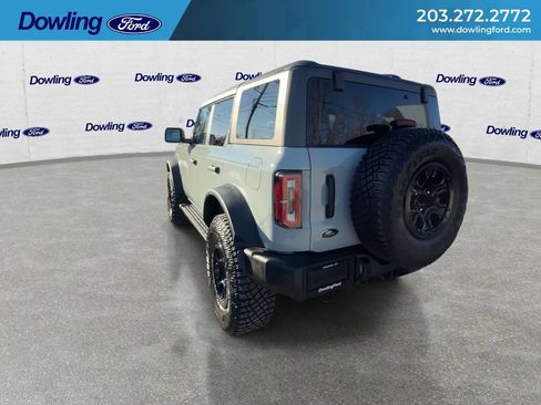 Used 2024 Ford Bronco Wildtrak image 9