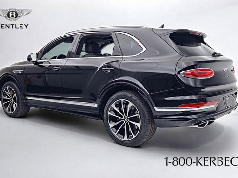 New 2025 Bentley Bentayga image 12