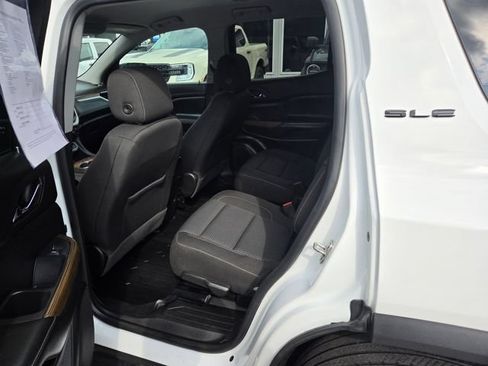 Used 2023 Ford Escape Platinum AWD/4WD image 12
