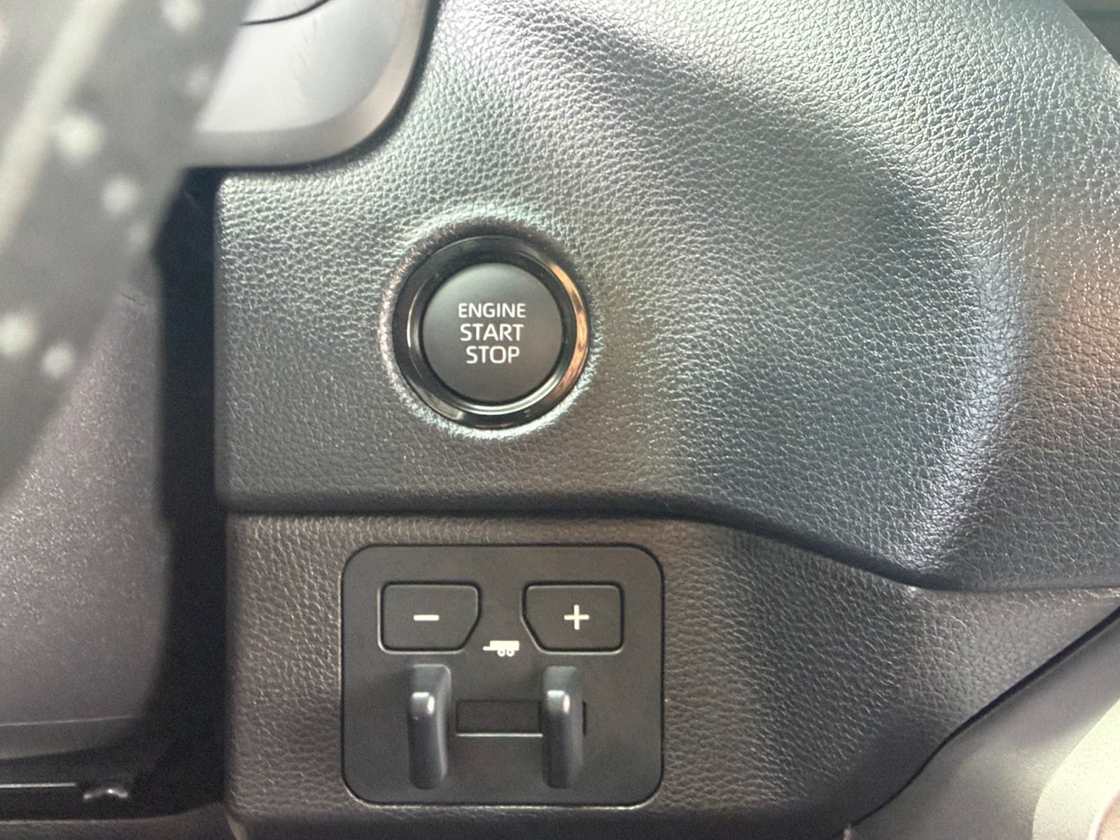 Certified 2026 Toyota Tundra SR5 w/ SR5 Convenience Package AWD/4WD image 20